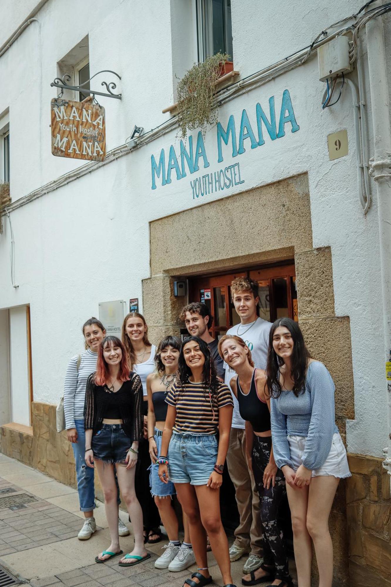 Mana Mana Youth Hostel Tossa de Mar Exteriör bild